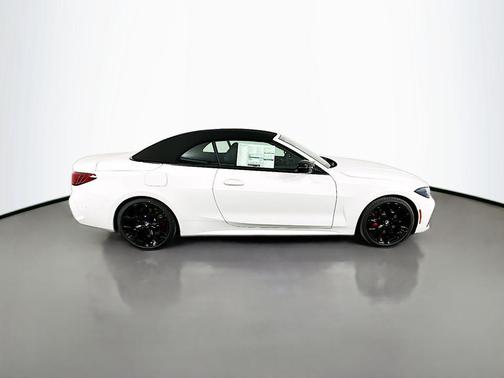 2025 BMW M440 i