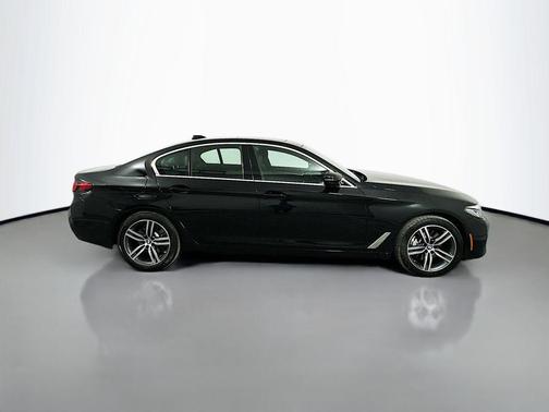 2022 BMW 530 i xDrive