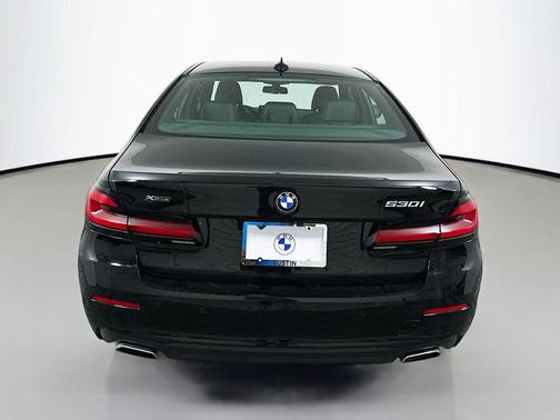 2022 BMW 530 i xDrive
