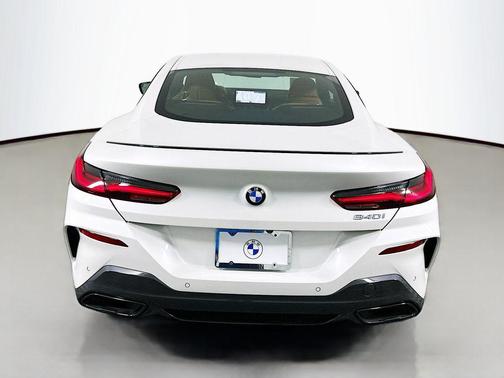 2024 BMW 840 i