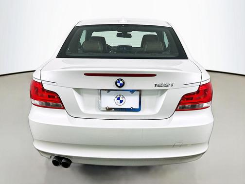 2013 BMW 128 128i
