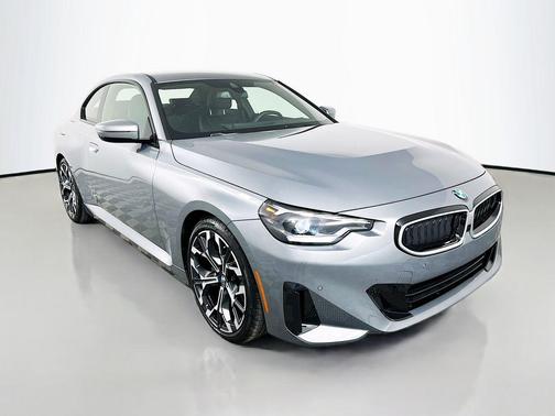 2025 BMW 230 230i