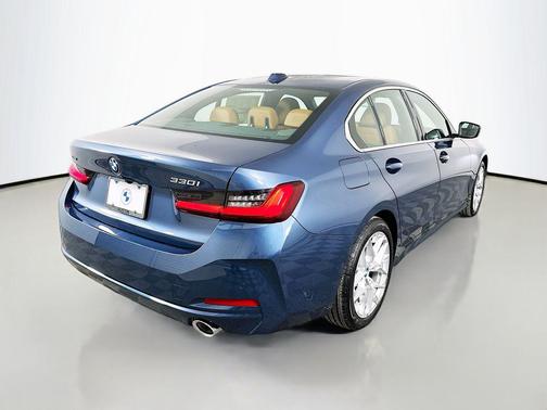 2026 BMW 330 xDrive NA