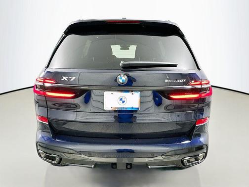 2026 BMW X7 xDrive40i