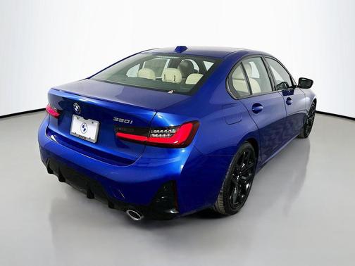 2026 BMW 330 330i