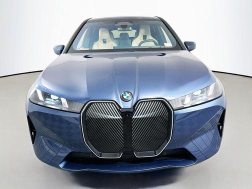 2026 BMW iX xDrive45