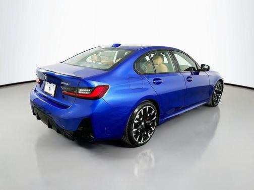 2026 BMW 330 i xDrive