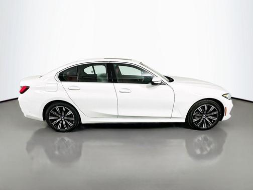 2026 BMW 330 330i