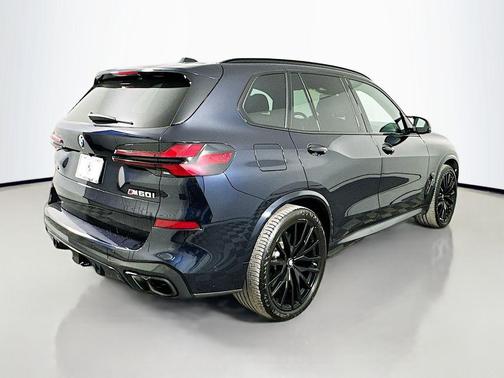 2024 BMW X5 M60i