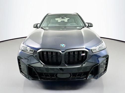 2024 BMW X5 M60i