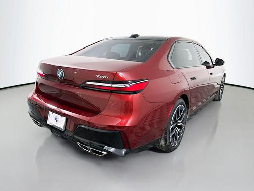 2023 BMW 760 i xDrive