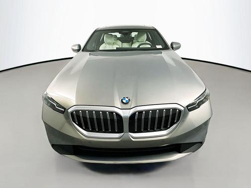 2026 BMW 530 i
