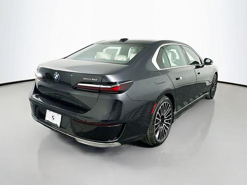2025 BMW i7 eDrive50