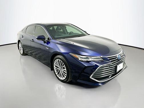 2021 Toyota Avalon Hybrid Limited
