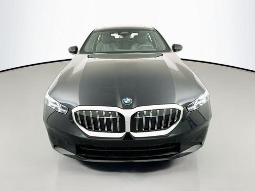 2024 BMW 530 i