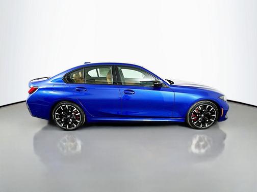 2025 BMW 330 330i