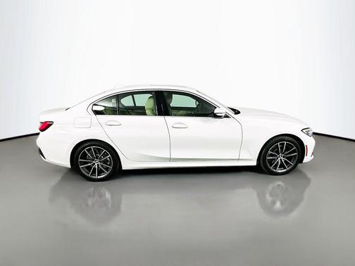 2021 BMW 330 330i