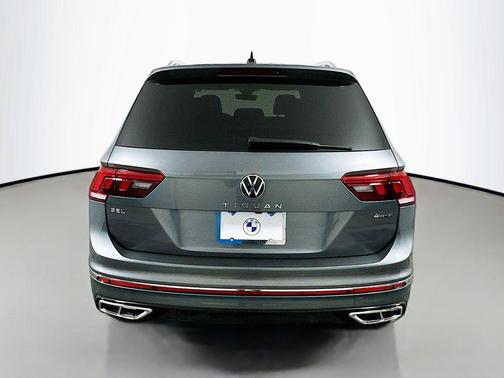 2022 Volkswagen Tiguan 2.0T SEL R-Line 4MOTION