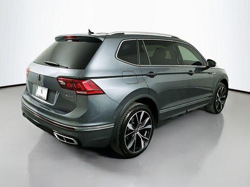 2022 Volkswagen Tiguan 2.0T SEL R-Line 4MOTION
