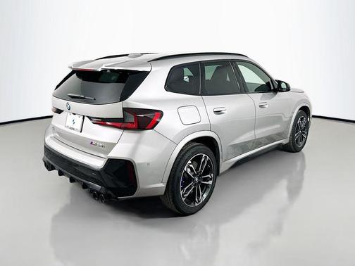 2025 BMW X1 M35i