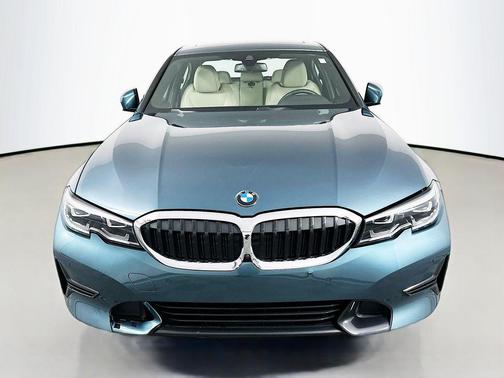 2021 BMW 330e Base