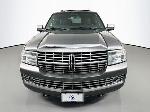 2012 Lincoln Navigator Base