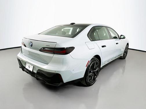 2025 BMW i7 eDrive50