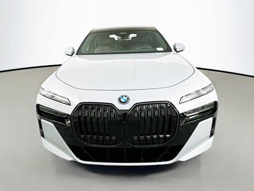 2025 BMW i7 eDrive50