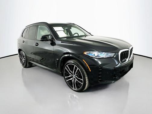 2025 BMW X5 M60i