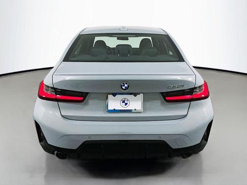 2025 BMW 330 330i Sedan