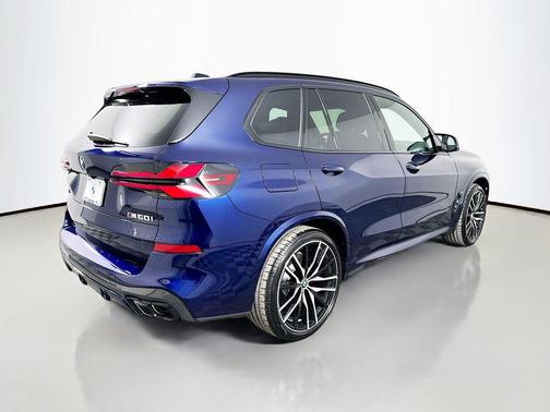 2026 BMW X5 M60i