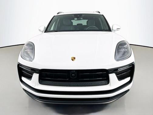 2023 Porsche Macan S