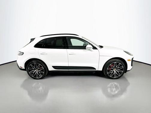 2023 Porsche Macan S