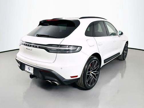 2023 Porsche Macan S