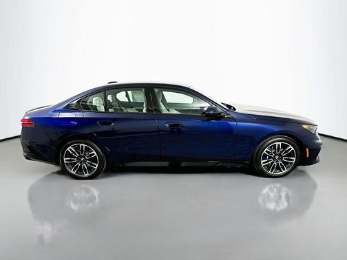 2026 BMW 530 xDrive