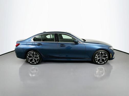 2025 BMW 330 330i Sedan