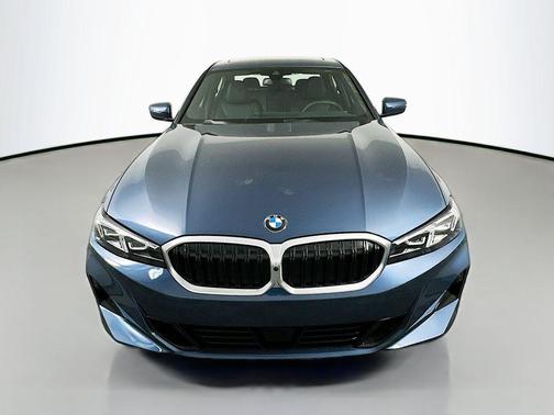 2025 BMW 330 330i Sedan