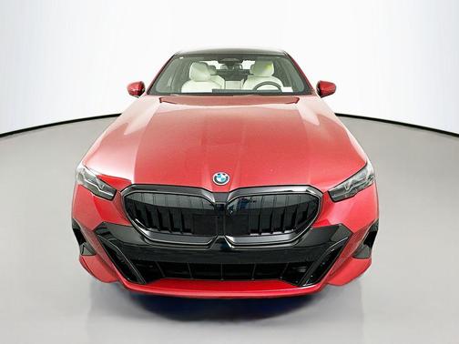 2026 BMW 550e 550e xDrive