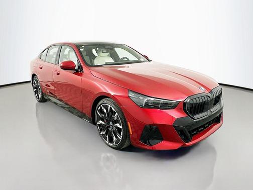 2026 BMW 550e 550e xDrive