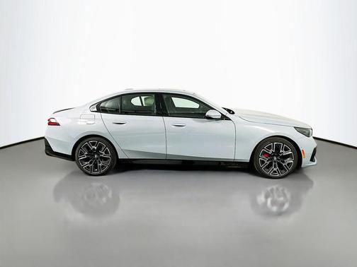 2026 BMW i5 eDrive40