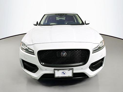 2017 Jaguar F-PACE 35t R-Sport