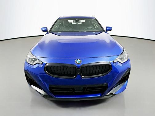 2025 BMW 230 i