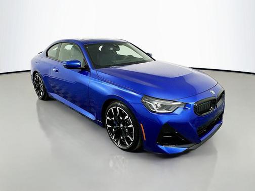 2025 BMW 230 i