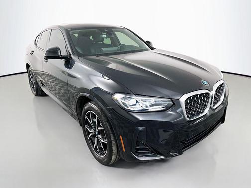 2023 BMW X4 