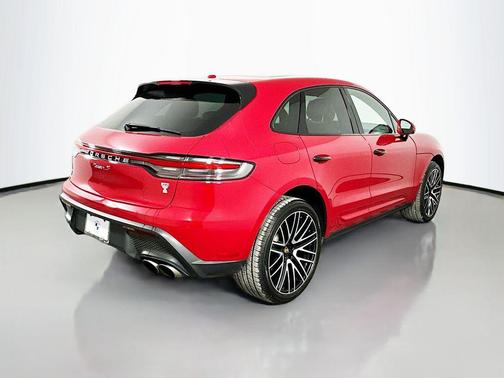 2023 Porsche Macan S