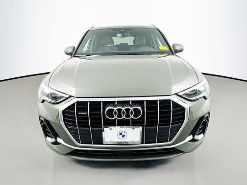 2020 Audi Q3 45 S line Prestige