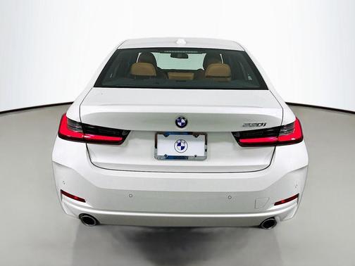 2025 BMW 330 330i Sedan