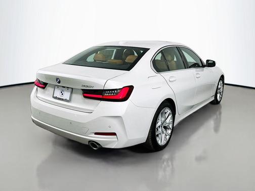 2025 BMW 330 330i Sedan
