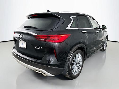 2025 INFINITI QX50 Luxe AWD