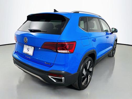 2023 Volkswagen Taos 1.5T SEL